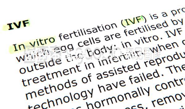 奶粉不背鍋！25天新生兒母乳喂養一樣可能發生吐奶